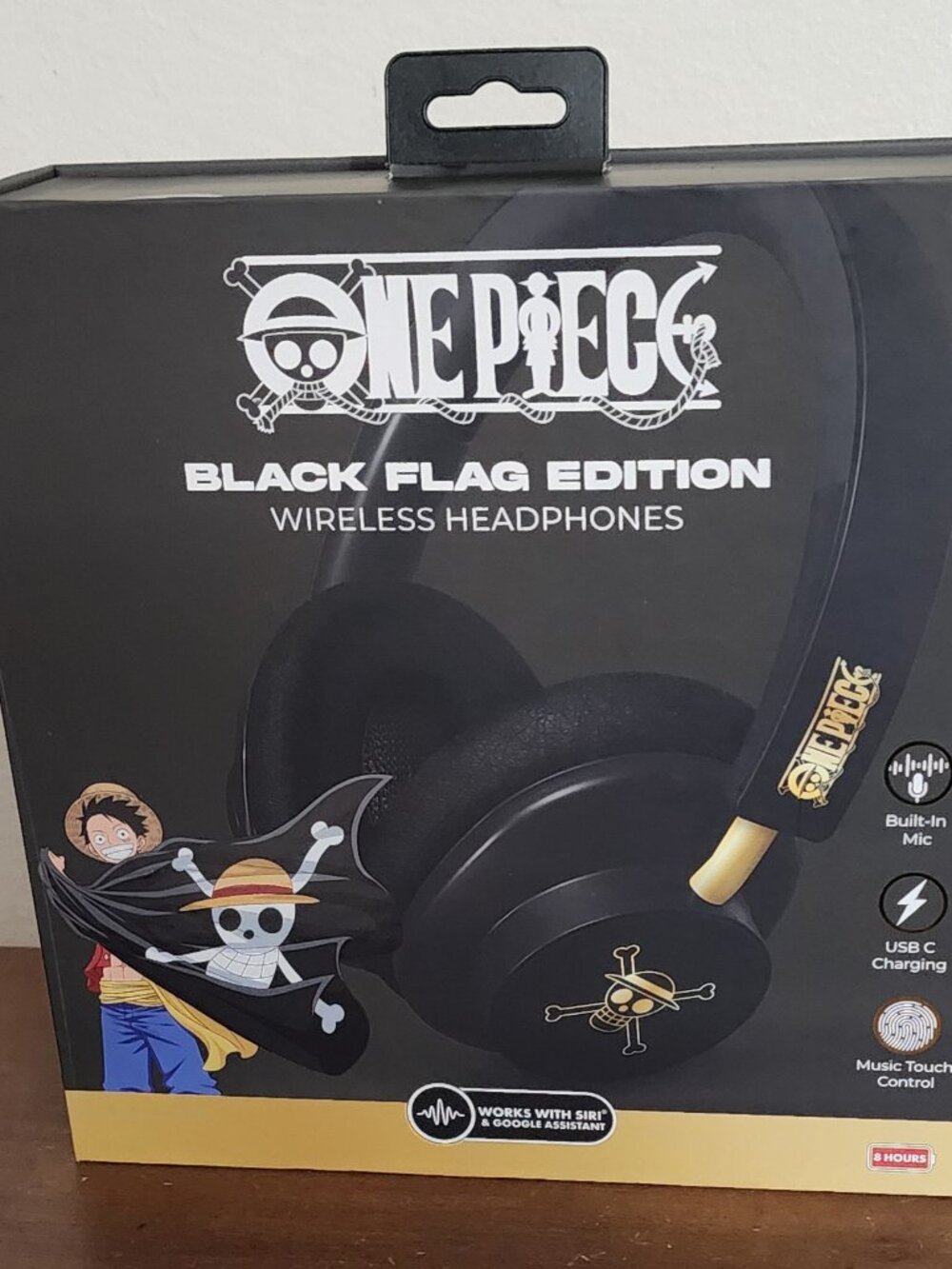 Culturefly One Piece Black Flag Edition Bluetooth Wireless Headphones
